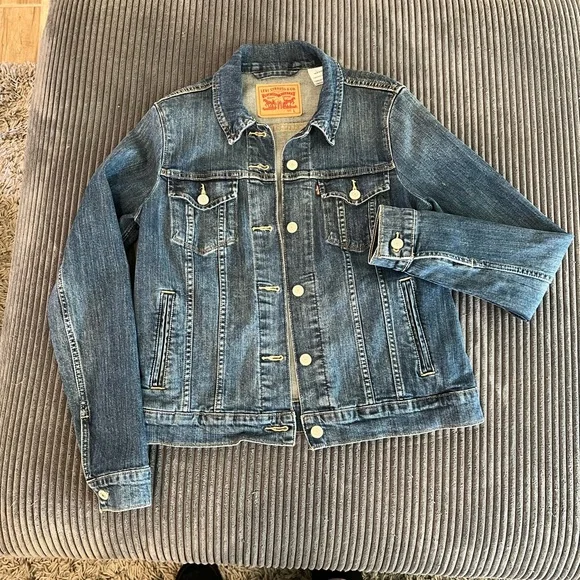 Levi's Blue Jean Jacket - Picture 6 of 10